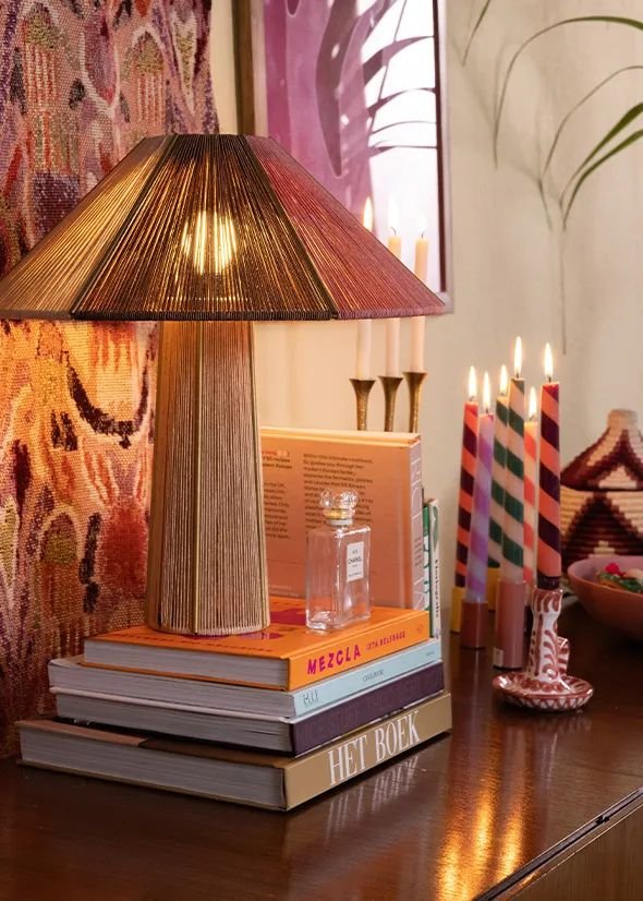 Interieuraccessoire op tafel